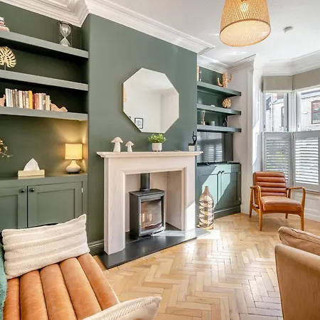 2 Bed In York Oc-94487 Holiday home *