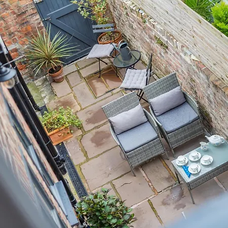 2 Bed In York Oc-94487 * York