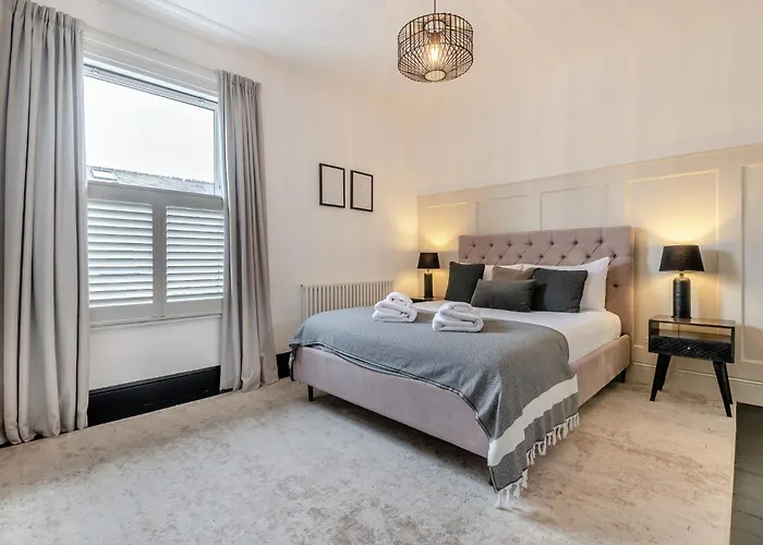 2 Bed In York Oc-94487 *