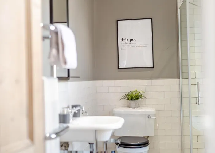 2 Bed In York Oc-94487 *