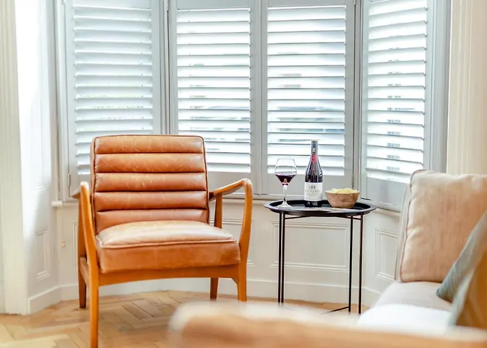 2 Bed In York Oc-94487 Holiday home York