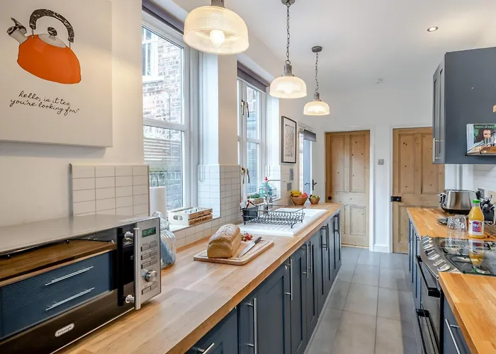 2 Bed In York Oc-94487 *